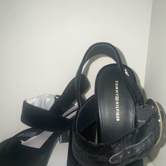 Tommy Hilfiger velvet platform block heel - Picture 3 of 6